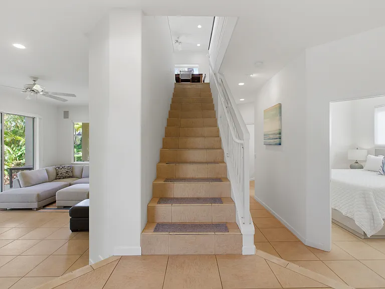 357 Kualono Pl — Photo 13