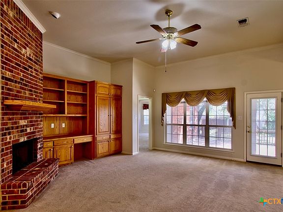 3rd image of 1739 Loma Verde Dr