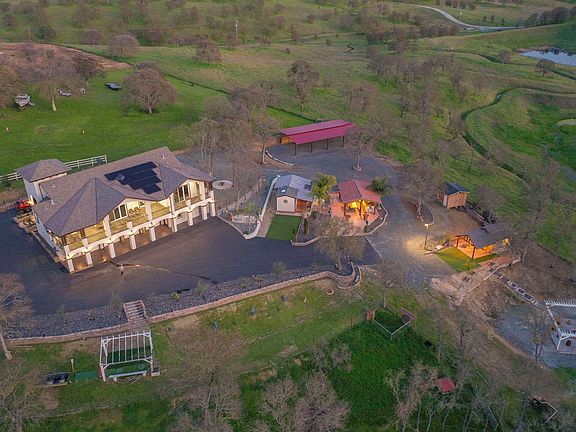 4th image of 4626 Little John Rd