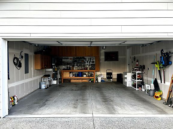 4th image of 5156 87th Ave NE