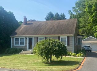 94 Brewster Rd, Milford, CT 06460