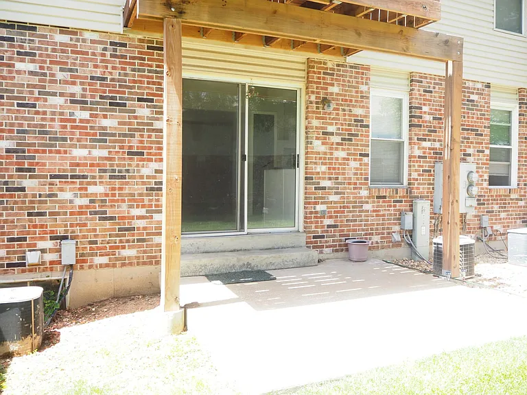 868 Delray Dr — Photo 6