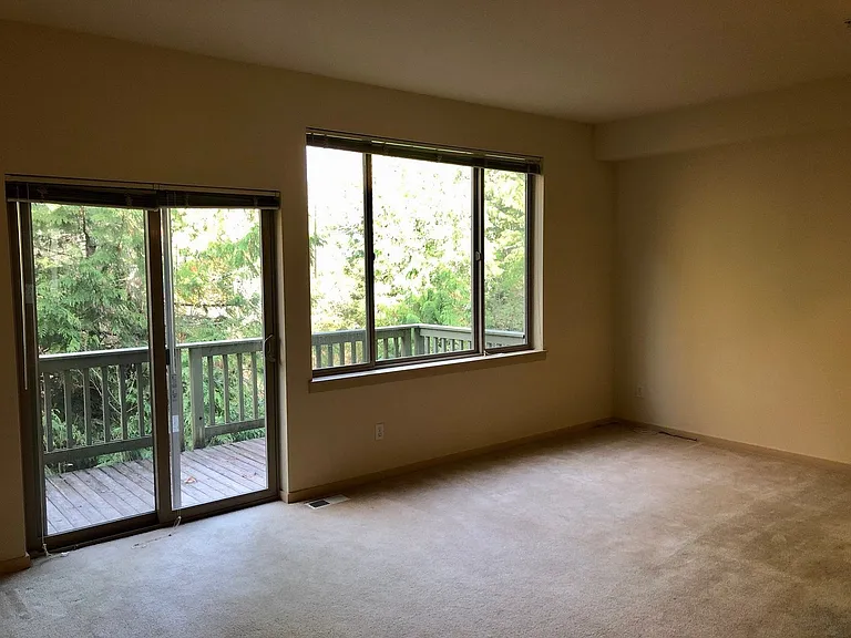 2116 NW Boulder Way Dr — Photo 5