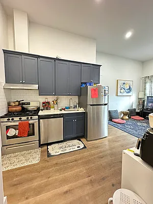 Rented by Douglas Elliman | media 20