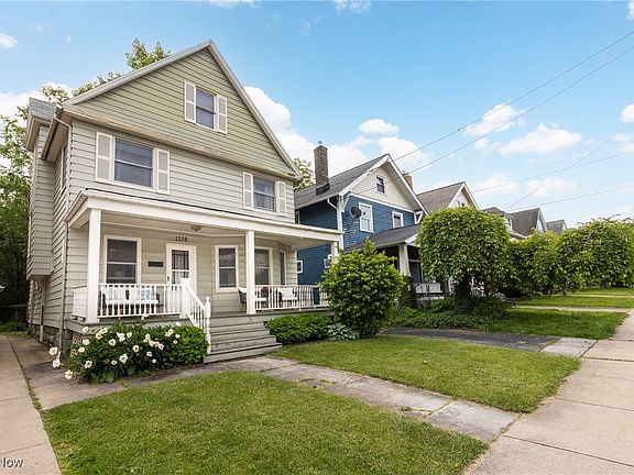 3rd image of 1339 Hall Ave