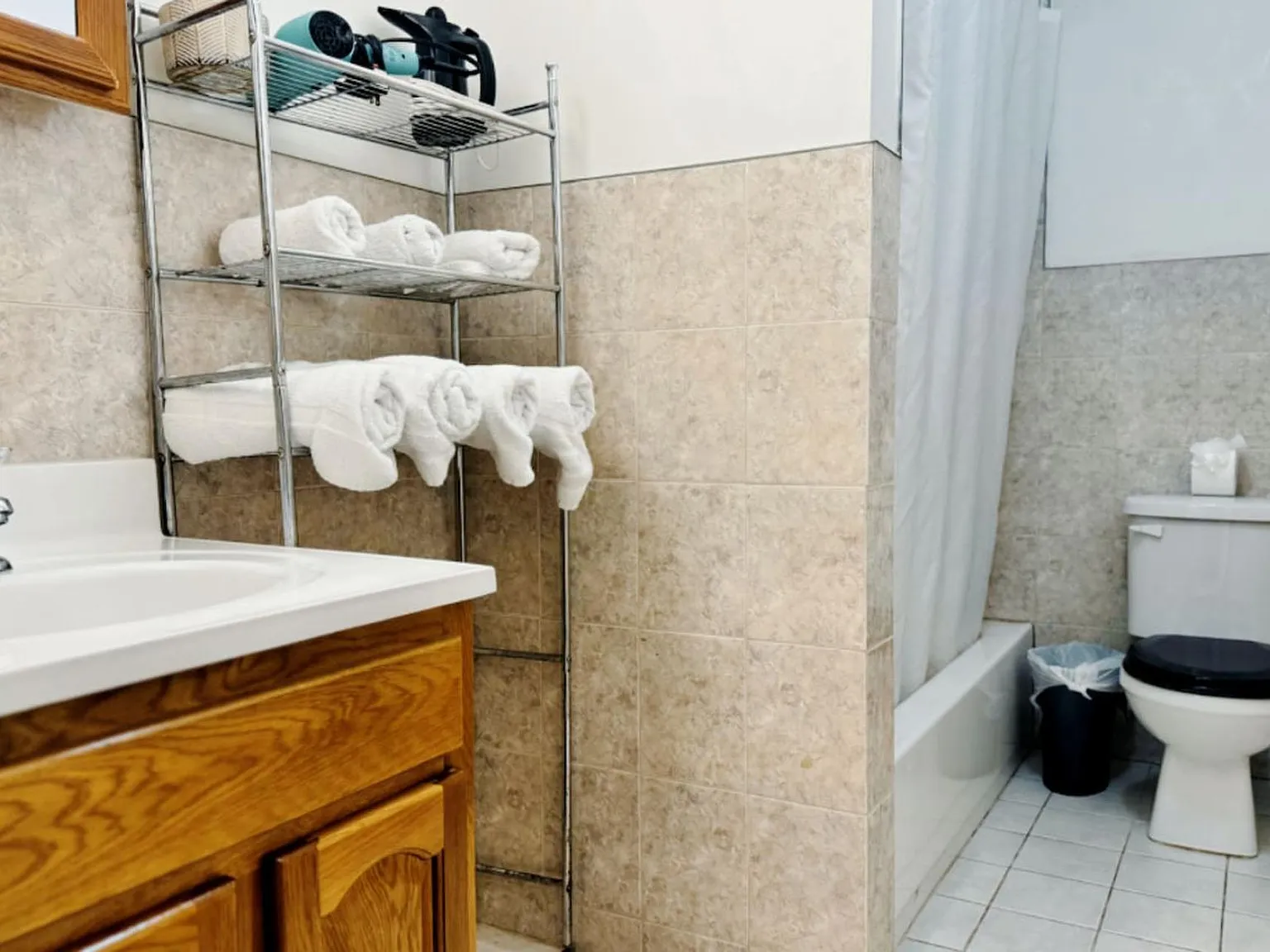 2 bed, 1.0 bath, 1200 sqft, $1,321 — Photo 4