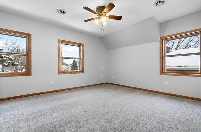 1067 Hatch Ave #2 — Photo 6