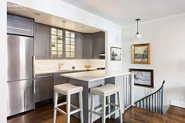 Sold by Sotheby's International Realty | media 2