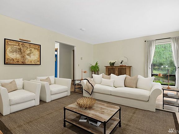 Living room has been virtually staged.