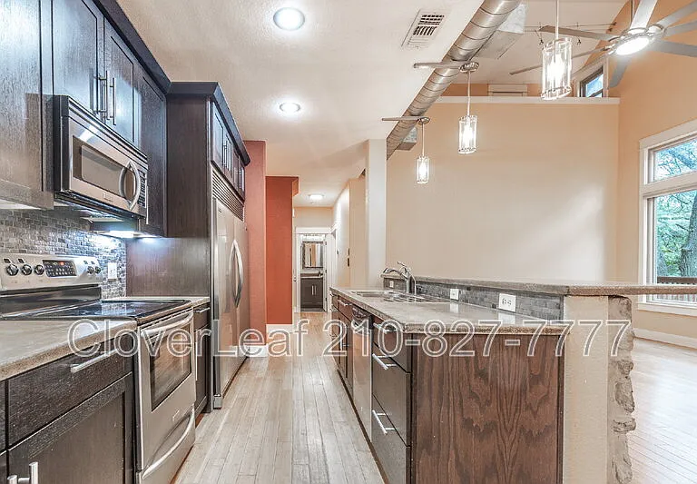 1025 Flaming Oak Dr — Photo 22