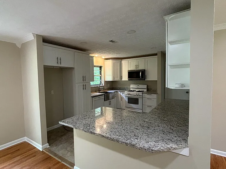 612 Hardwicke Dr — Photo 5