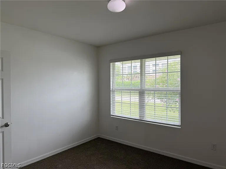 1741 SW 14th St — Photo 3