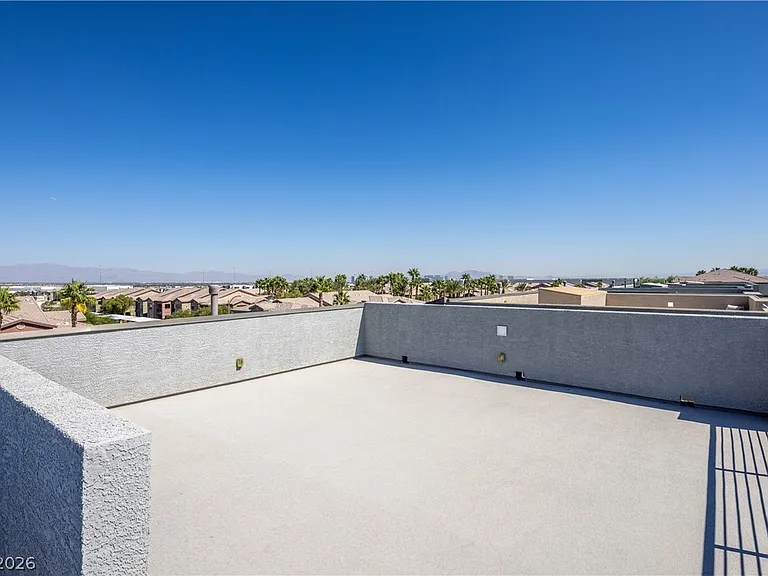 8040 Carpenter Creek Ave — Photo 23