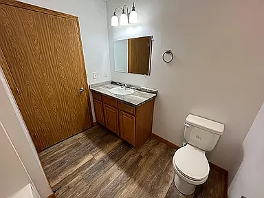 23056 Aspen Ave — Photo 4