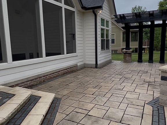 4th image of 11612 Weeping Willow Ct