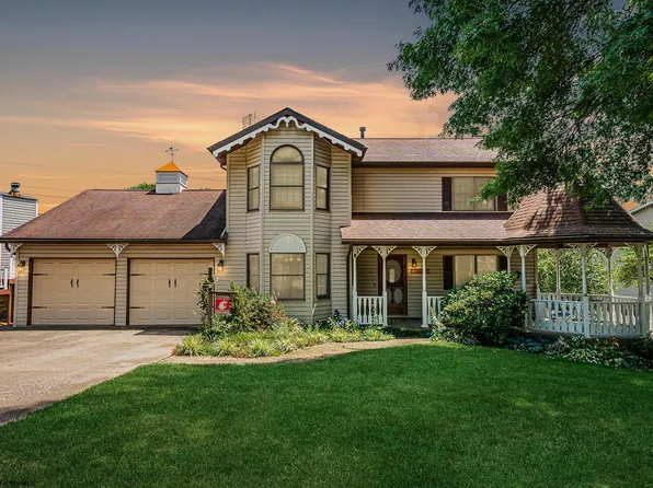 1225 Bakers Ridge Rd, Morgantown, WV 26505