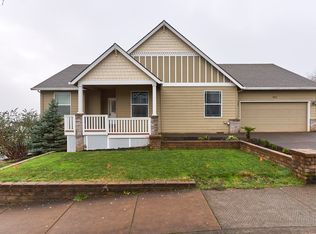 965 SW Tomahawk Pl, Dundee, OR 97115