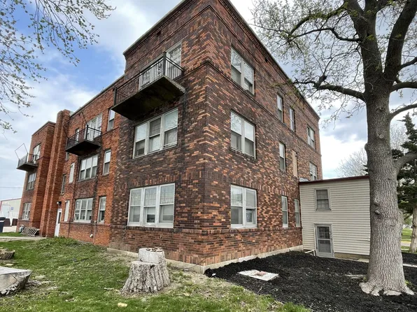 Rollins Apartments, 216 S Mulanix St APT 201, Kirksville, MO 63501