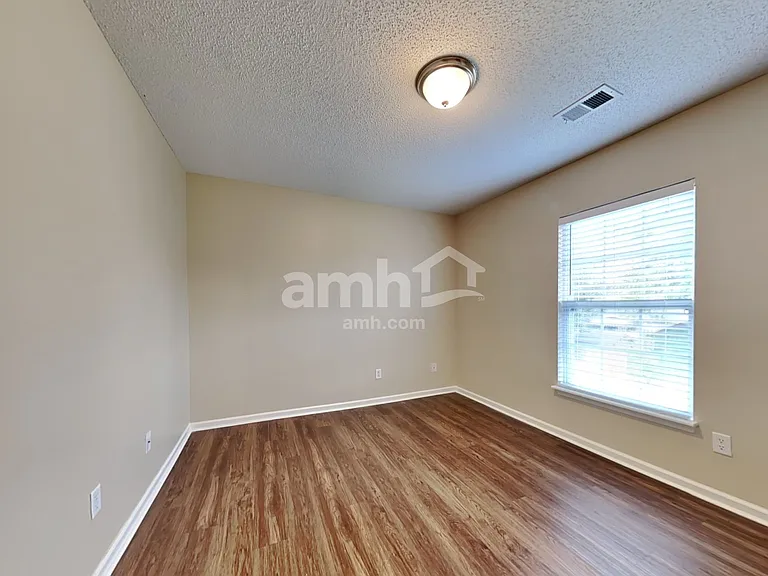 418 Dovetail Cir — Photo 21