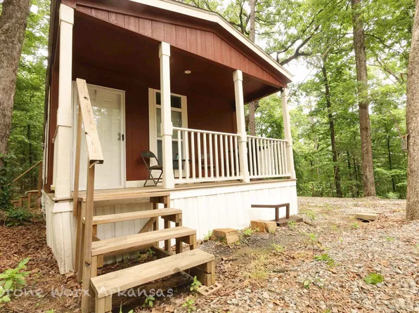 731 Greentree Rd, Clinton, AR 72031