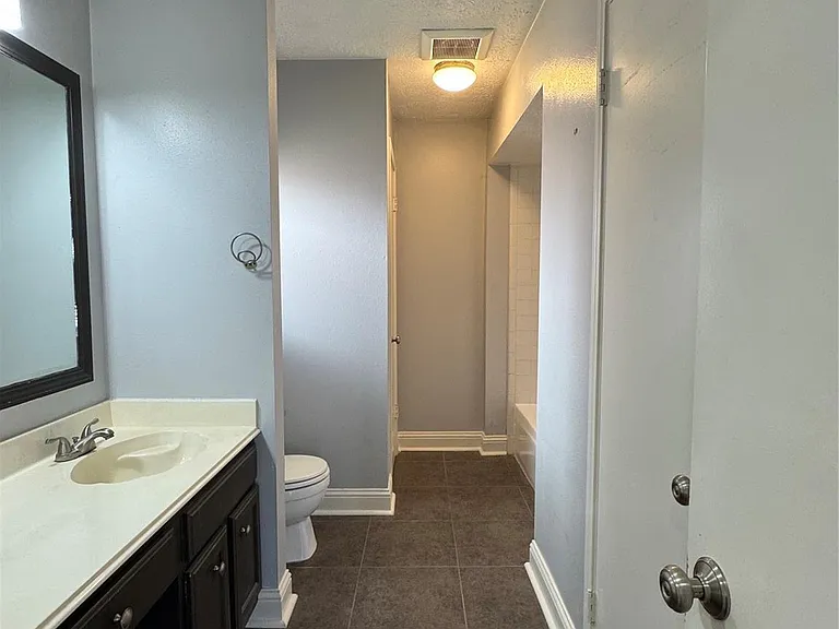 12435 Chalmette St — Photo 23