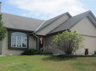 W6671 Bluff Rd, Whitewater, WI 53190