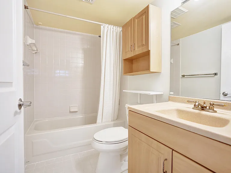 4260 Village Dr #D — Photo 26