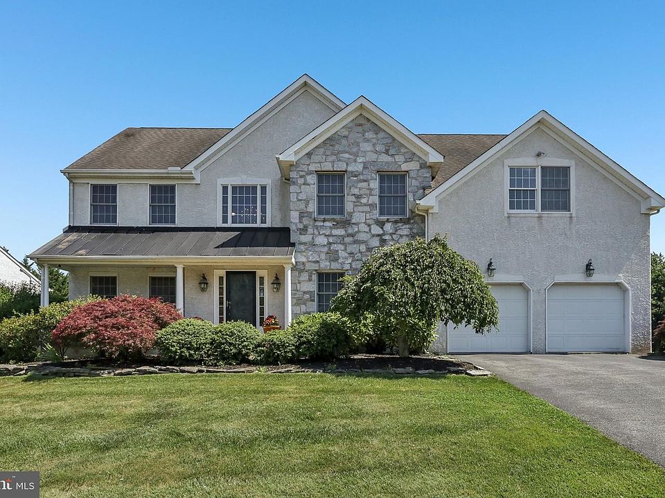 1st image of 9 Wyeth Ln