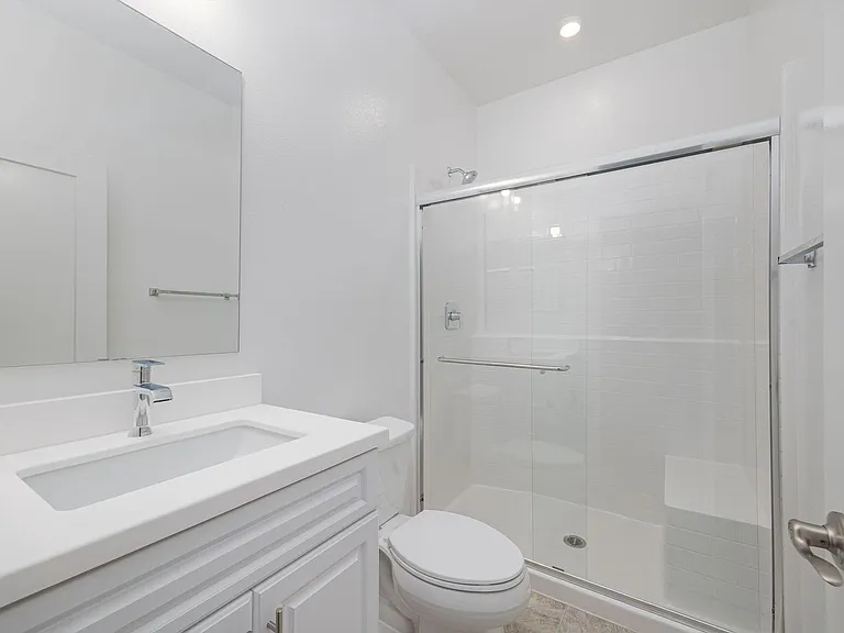 1749 Laurelwood Way — Photo 13