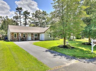 136 Captain Rd, Manahawkin, NJ 08050