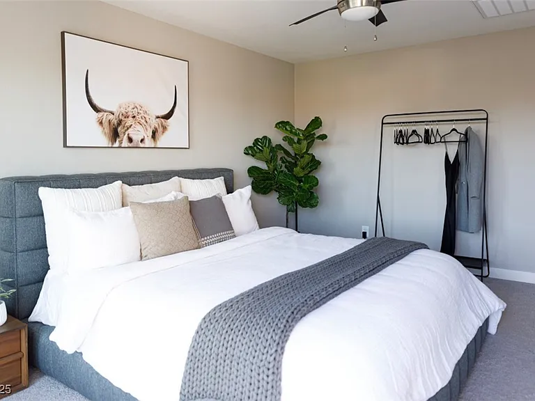 8631 Tortoise Canyon Ct — Photo 13