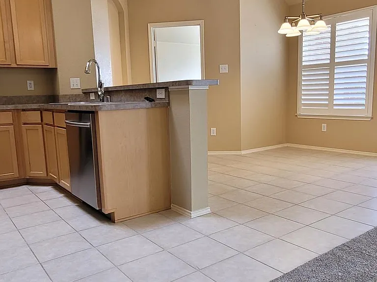 6402 Lake View Ln — Photo 11