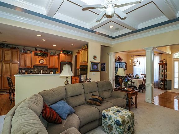5th image of 5095 Long Meadow Dr