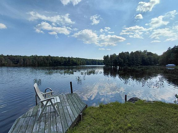 4th image of 964 Stewart Landing Rd