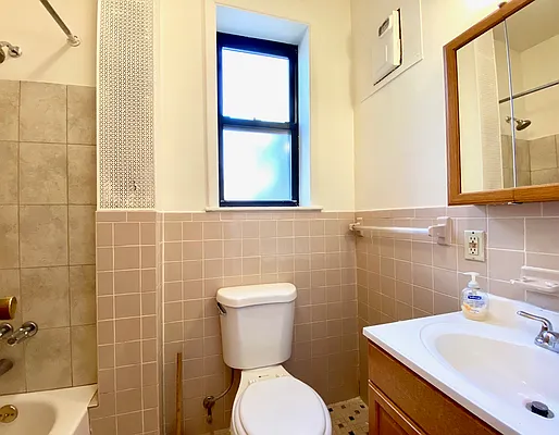 Rented by Jetrem, LLC | media 4