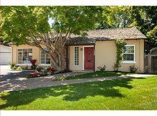 1455 Mills Ct, Menlo Park, CA 94025