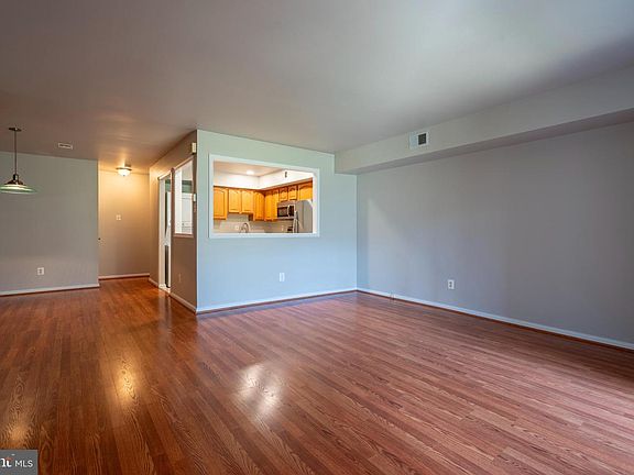 2nd image of 78 Ramsgate Ct