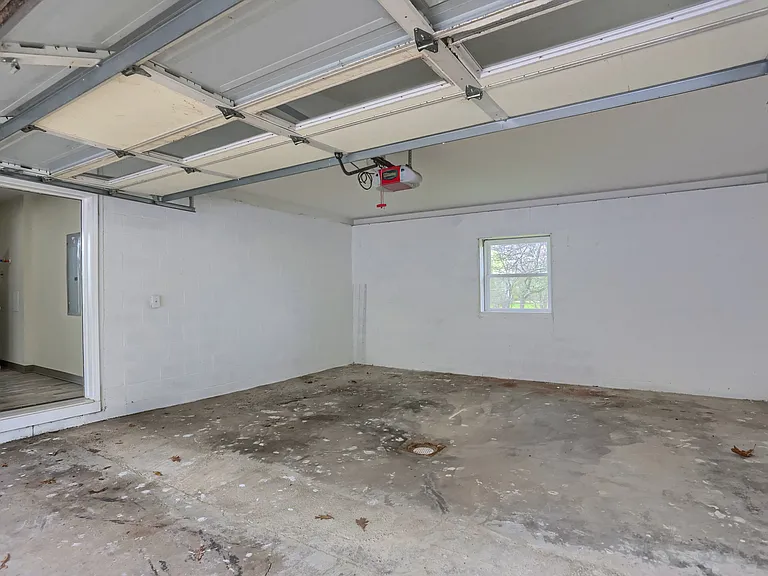 102 Kathleen Dr #2 — Photo 24