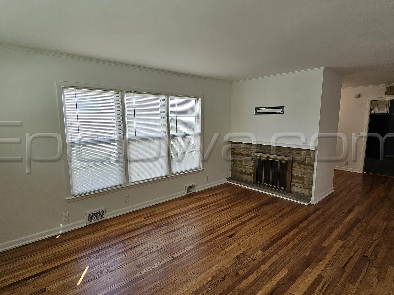 500 5th Avenue - 1 — Photo 3