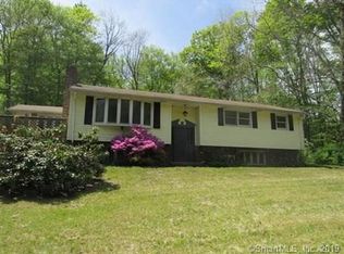 10 Fabyan Rd, North Grosvenordale, CT 06255