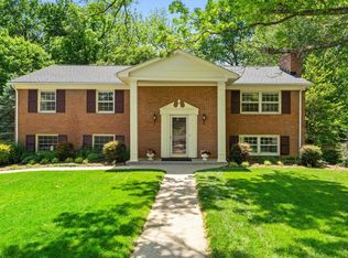 411 Rainbow Dr, Staunton, VA 24401