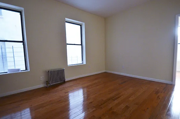 Rented by CITY SKYLINE REALTY INC | media 15