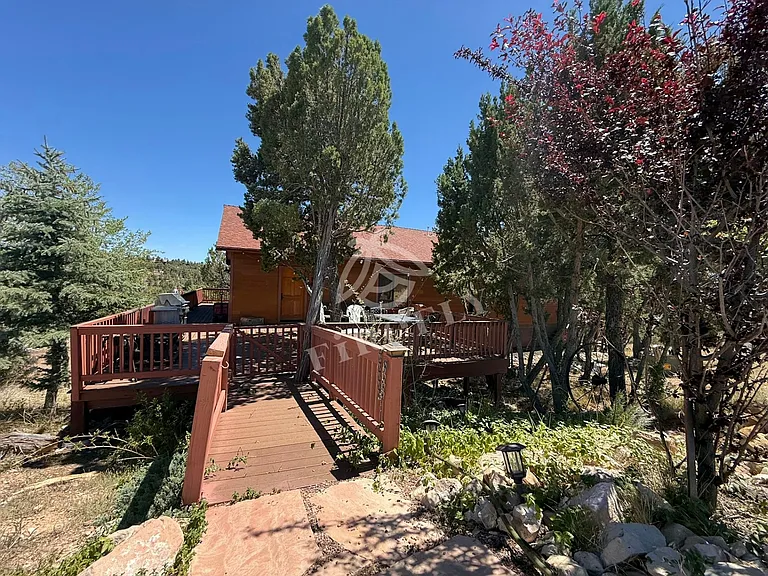 1847 Solomon Cir — Photo 25