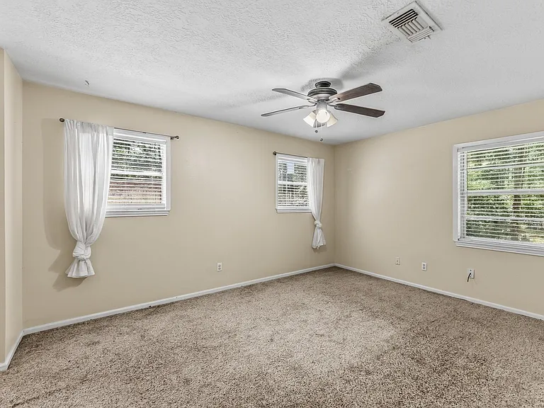 401 Woodmont Dr — Photo 20