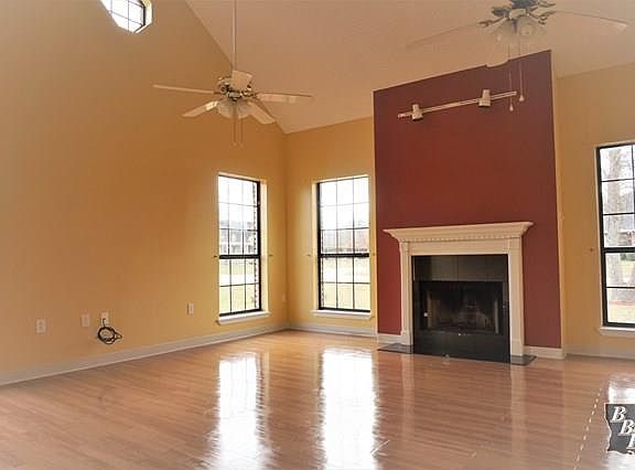 2nd image of 313 Marcello Blvd