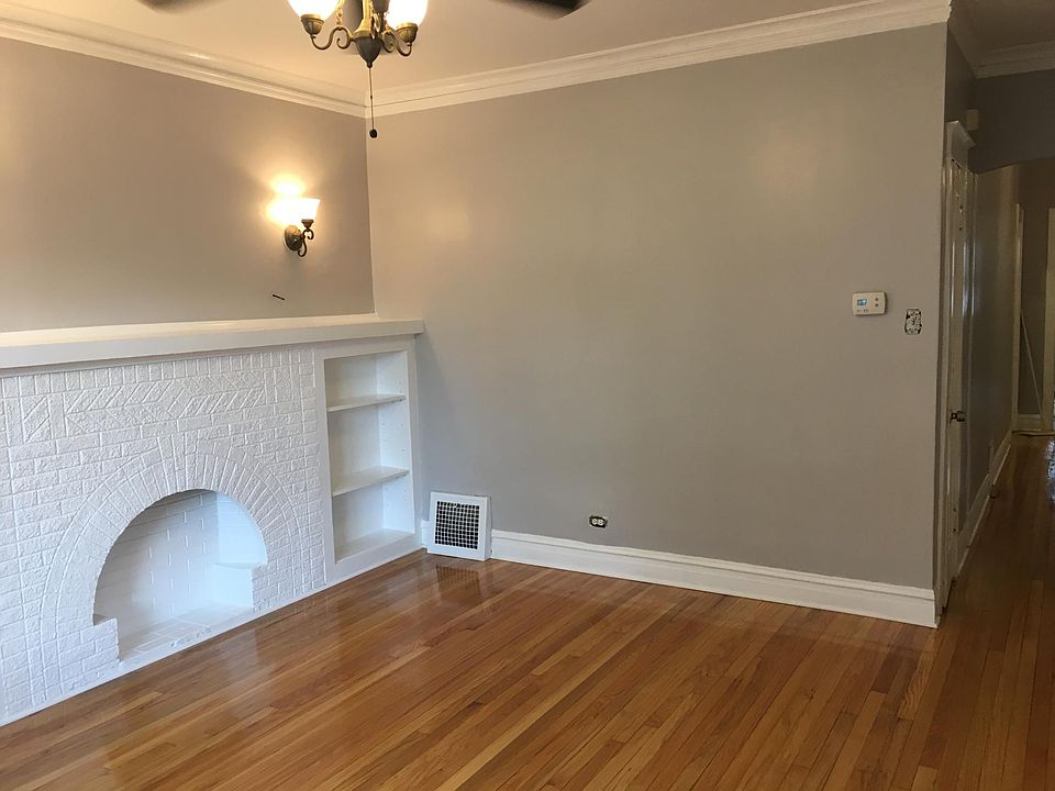 1st image of 1725 N Luna Ave #1