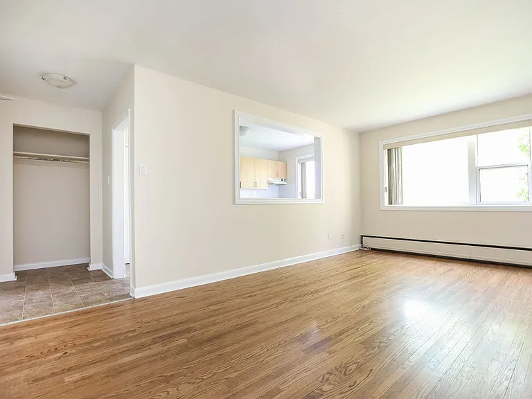 825 Corydon Ave — Photo 22
