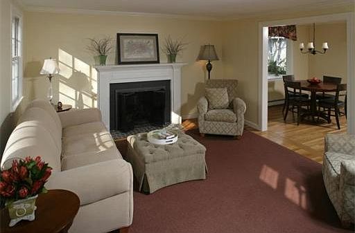 2nd image of 37 Bel Air Rd
