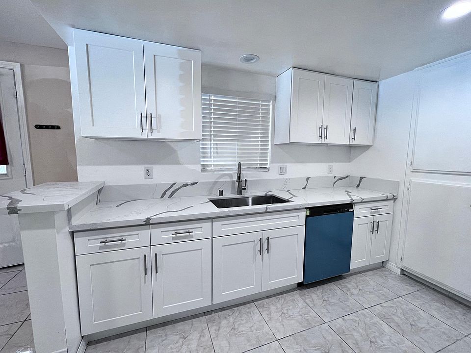 1st image of 380 Temple Ave APT 1