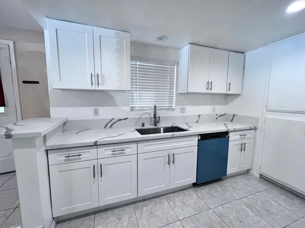 380 Temple Ave APT 1, Long Beach, CA 90814